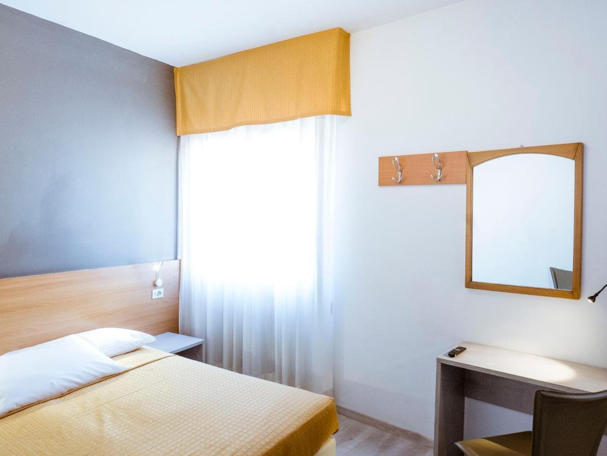 Hotel Doria Nago Kültér fotó