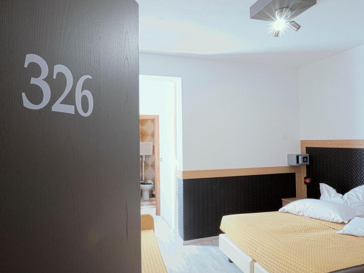 Hotel Doria Nago Kültér fotó
