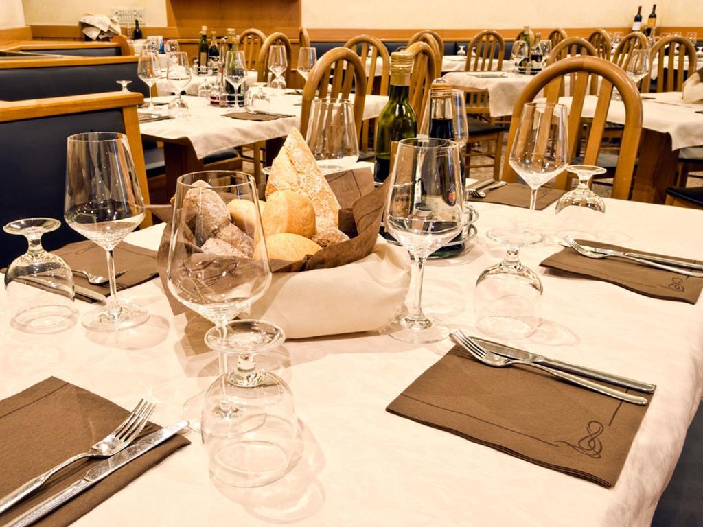 Hotel Doria Nago Kültér fotó