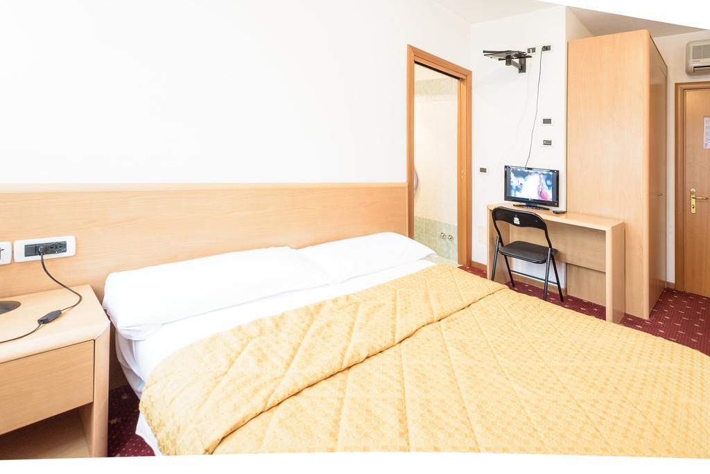 Hotel Doria Nago Kültér fotó